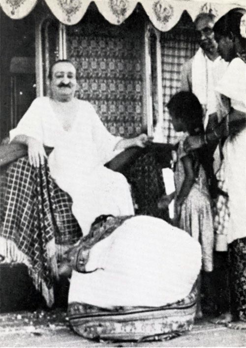 Baba photo at East West Gathering November, 1962